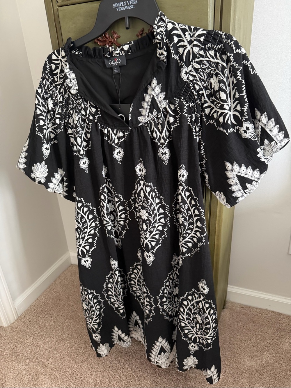 Gigio Black and White Floral dress NWT